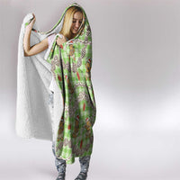 Green Palaka Hawaii Mele Kalikimaka Hooded Blanket Ohia Lehua Shell Leis Funny Gingerbread Santa - Polynesian Pride