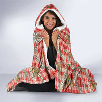 Red Palaka Hawaii Mele Kalikimaka Hooded Blanket Ohia Lehua Shell Leis Funny Gingerbread Santa - Polynesian Pride
