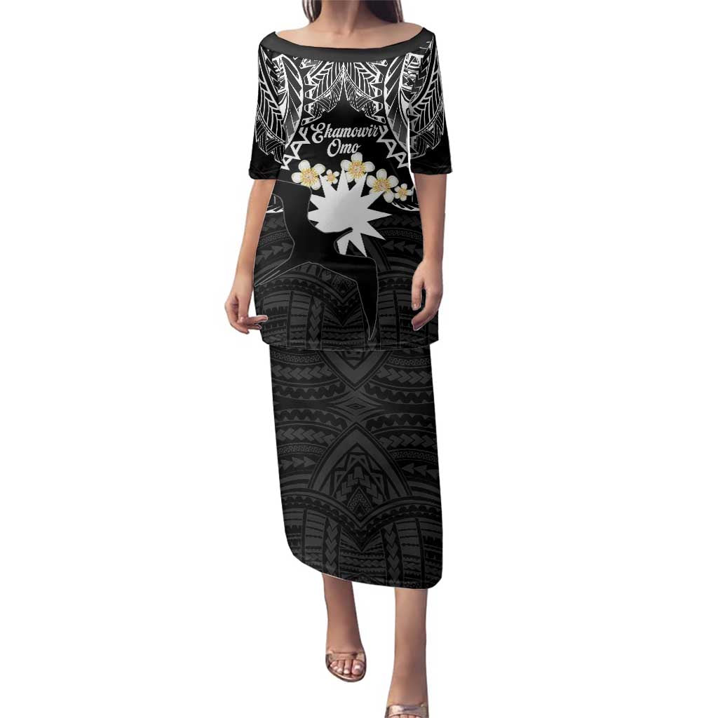 Ekamowir Omo Nauru Family Matching Puletasi and Hawaiian Shirt Naoero Twelve-pointed Star Polynesian Tattoo LT14 Mom's Dress Black - Polynesian Pride