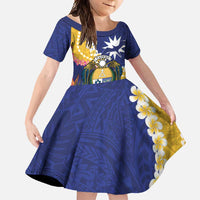 Nauru Independence Day Family Matching Off Shoulder Maxi Dress and Hawaiian Shirt Coat Of Arms With Tropical Flowers LT14 Daughter's Dress Blue - Polynesian Pride