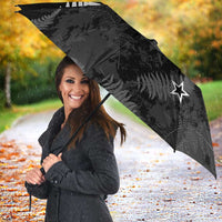 Custom New Zealand Silver Fern Football Umbrella Go Aotearoa Grunge Black - Polynesian Pride