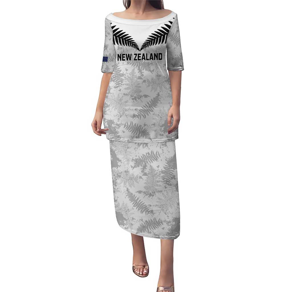 Custom New Zealand Silver Fern Football Puletasi Go Aotearoa Grunge White - Polynesian Pride