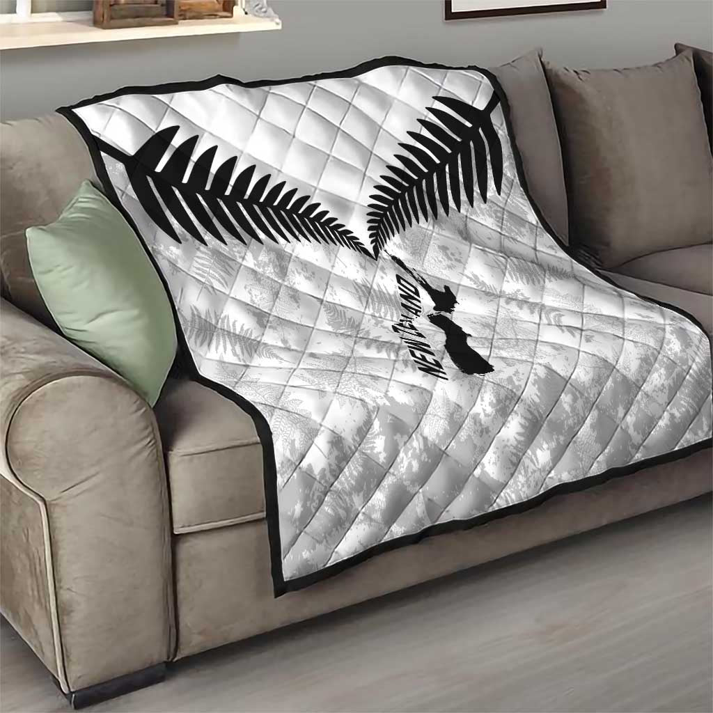Custom New Zealand Silver Fern Football Quilt Go Aotearoa Grunge White - Polynesian Pride