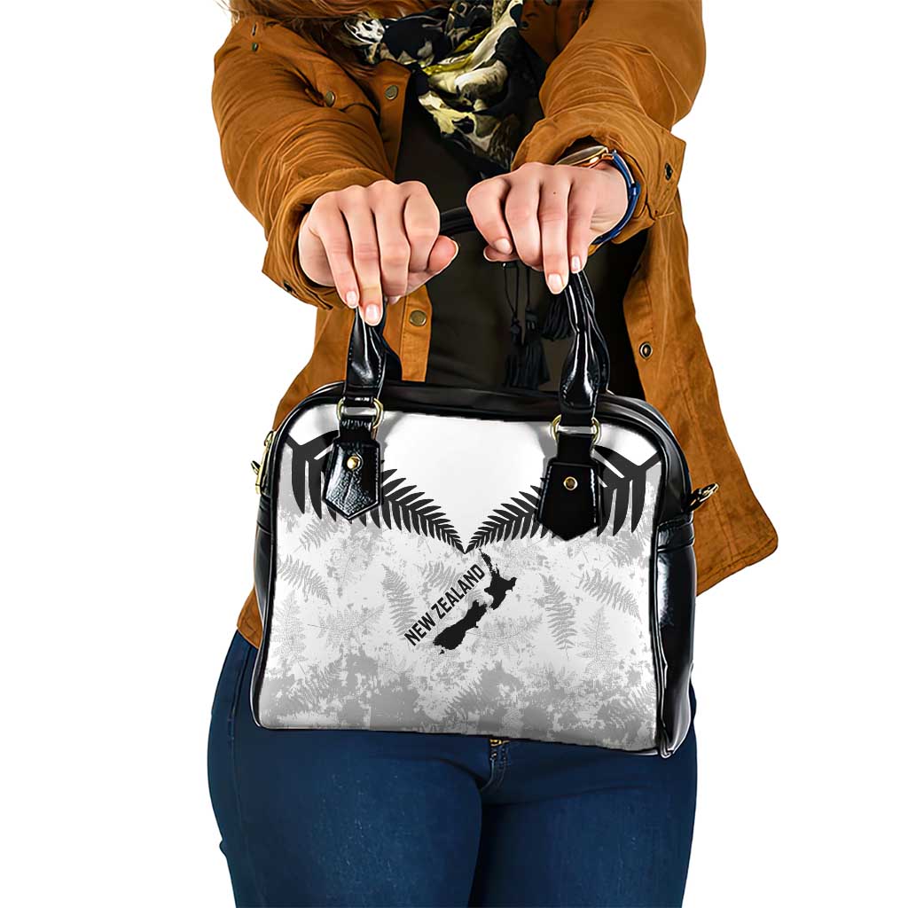 Custom New Zealand Silver Fern Football Shoulder Handbag Go Aotearoa Grunge White - Polynesian Pride
