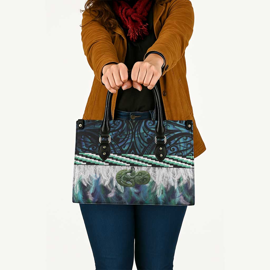 Turquoise Traditional Cloak Aotearoa Leather Bag Maori Paua Shell Korowai Pattern - Polynesian Pride