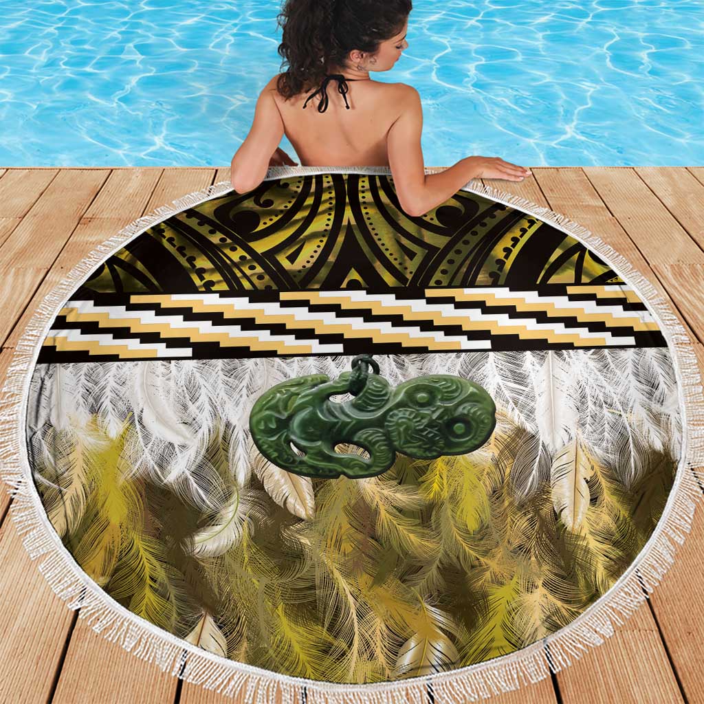 Yellow Traditional Cloak Aotearoa Beach Blanket Maori Paua Shell Korowai Pattern