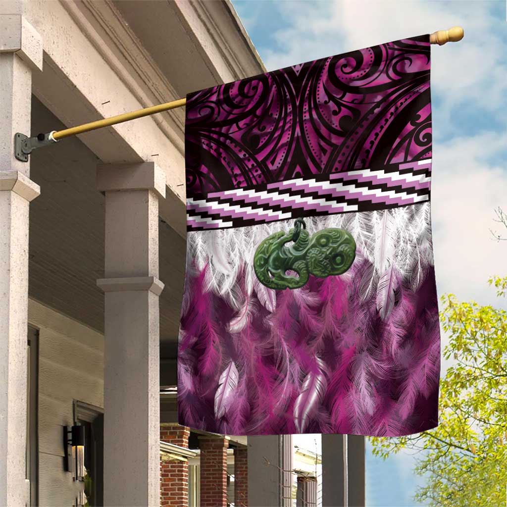 Pink Traditional Cloak Aotearoa Garden Flag Maori Paua Shell Korowai Pattern LT14 House Flag Pink - Polynesian Pride