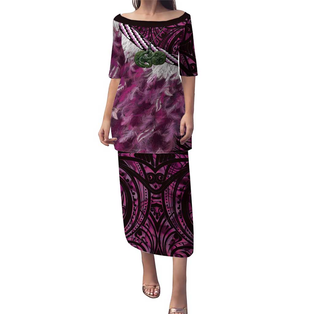 Pink Traditional Cloak Aotearoa Puletasi Maori Paua Shell Korowai Pattern LT14 Long Dress Pink - Polynesian Pride