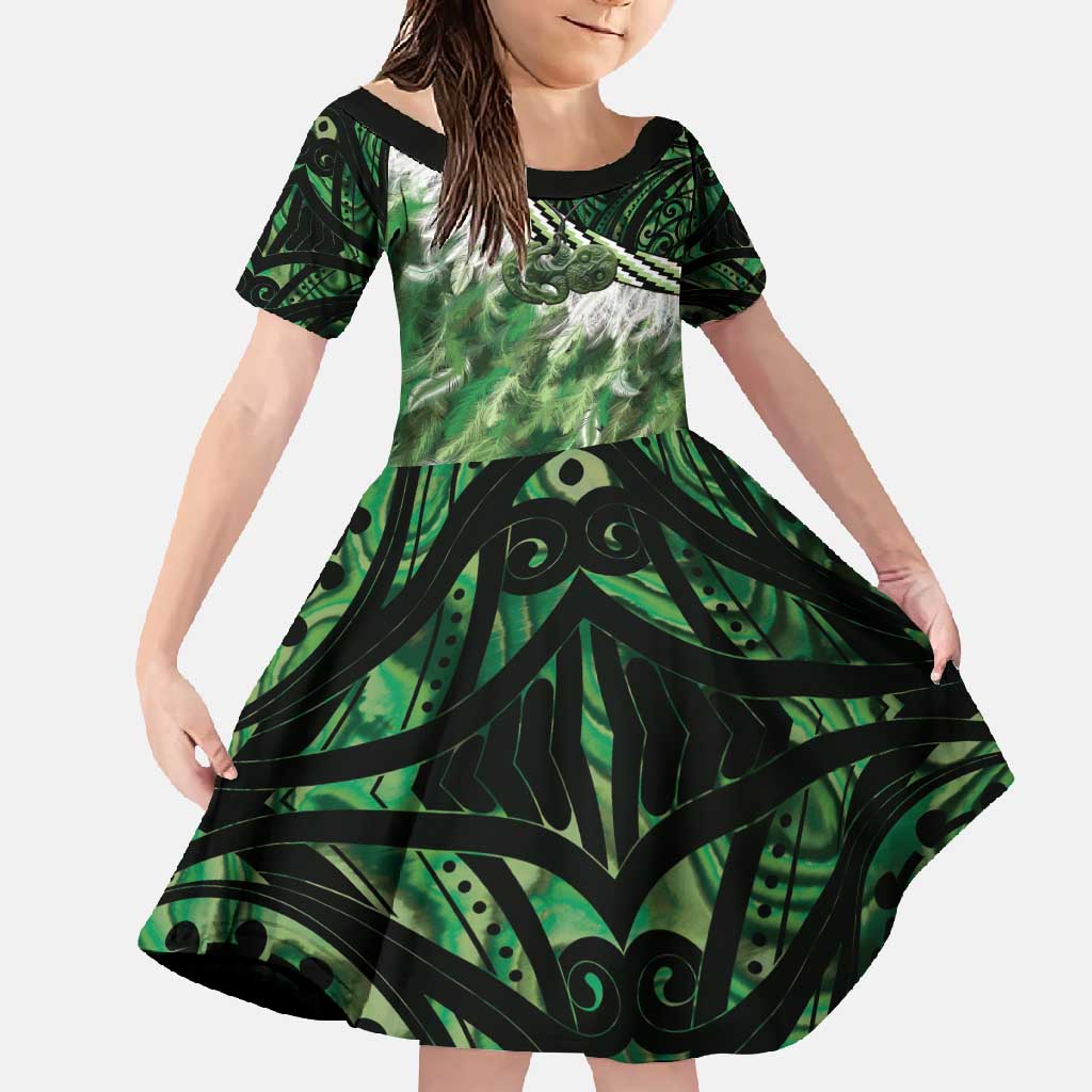 Green Traditional Cloak Aotearoa Family Matching Off Shoulder Maxi Dress and Hawaiian Shirt Maori Paua Shell Korowai Pattern LT14 Daughter's Dress Green - Polynesian Pride