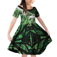 Green Traditional Cloak Aotearoa Family Matching Off Shoulder Short Dress and Hawaiian Shirt Maori Paua Shell Korowai Pattern LT14 Daughter's Dress Green - Polynesian Pride