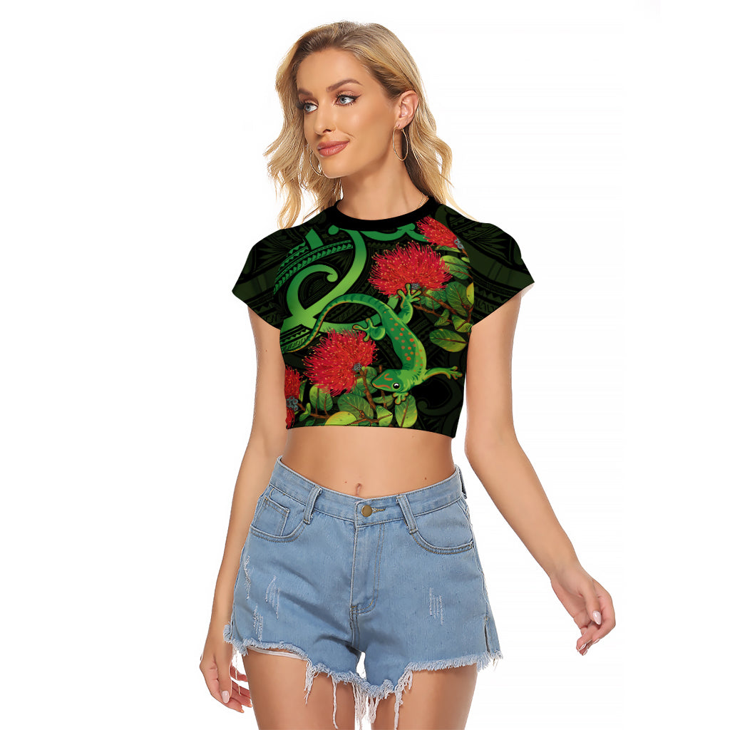 New Zealand Gecko Raglan Cropped T Shirt Aotearoa Maori With Pohutukawa Flowers