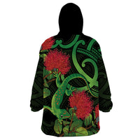 New Zealand Gecko Wearable Blanket Hoodie Aotearoa Maori With Pohutukawa Flowers LT14 - Polynesian Pride