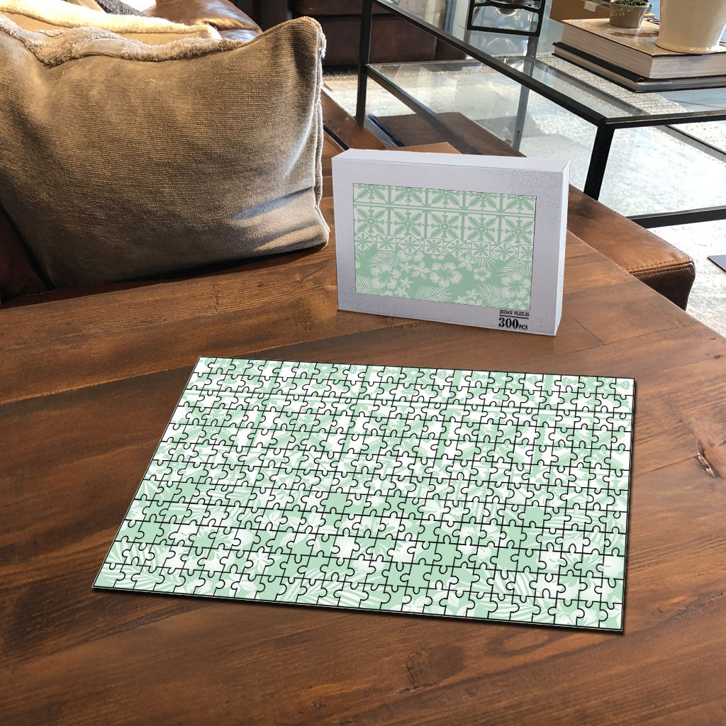 Pastel Green Kahili Quilt Hawaii Puzzle Tropical Flower Seamless Half Style