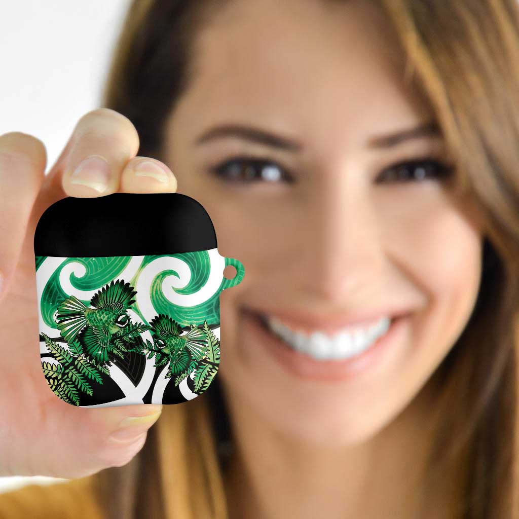 Piwakawaka New Zealand Matariki AirPods Case Maori New Year Silver Fern Green Galaxy LT14 - Polynesian Pride