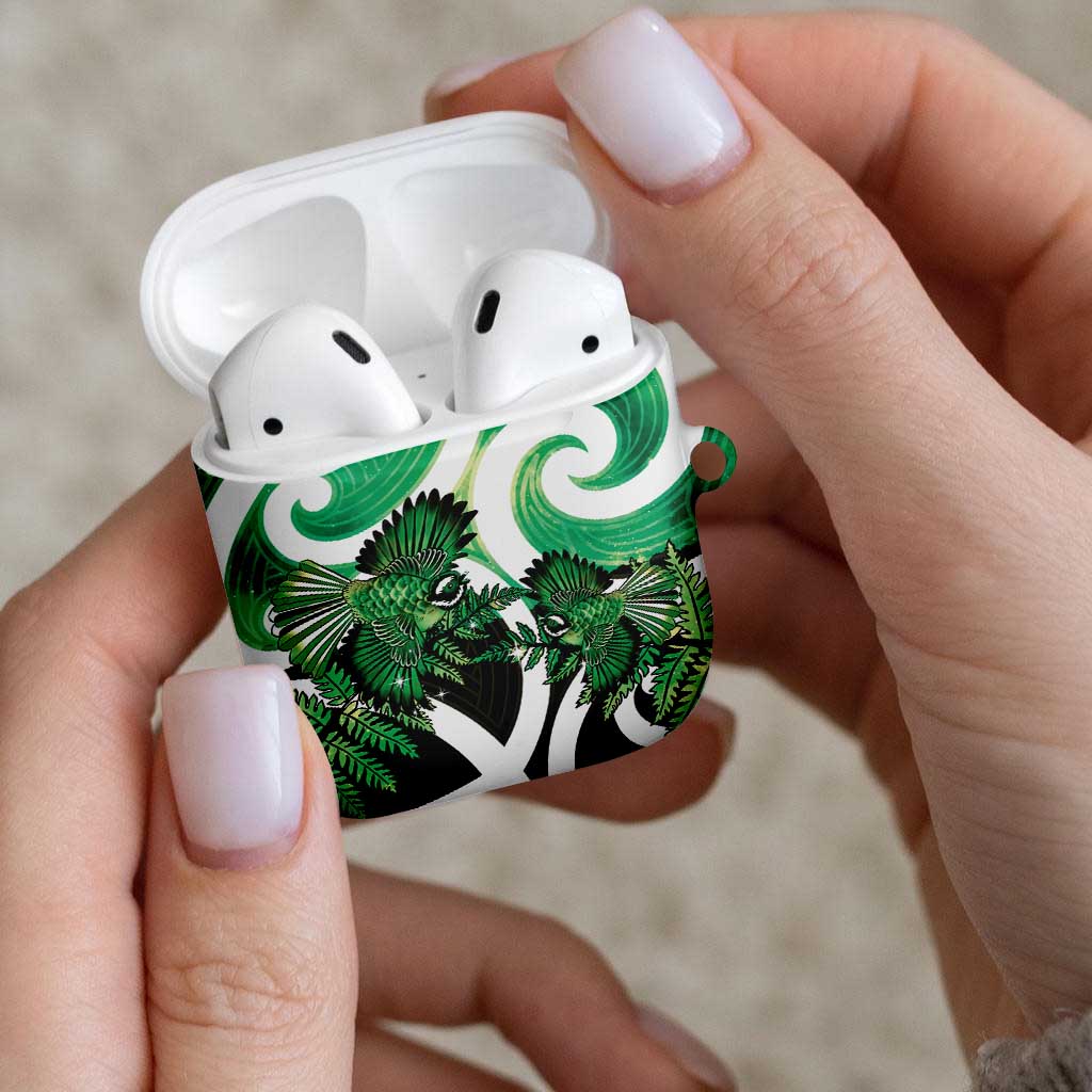Piwakawaka New Zealand Matariki AirPods Case Maori New Year Silver Fern Green Galaxy LT14 - Polynesian Pride