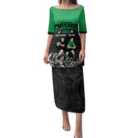 New Zealand and Ireland Rugby Custom Family Matching Puletasi and Hawaiian Shirt Chicago 2025 Go All Black Shamrocks LT14 Mom's Dress Black - Polynesian Pride