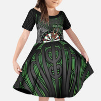 Personalised New Zealand Darts Family Matching Off Shoulder Maxi Dress and Hawaiian Shirt Dartboard Maori Fern Puhoro Art LT14 Daughter's Dress Black - Polynesian Pride