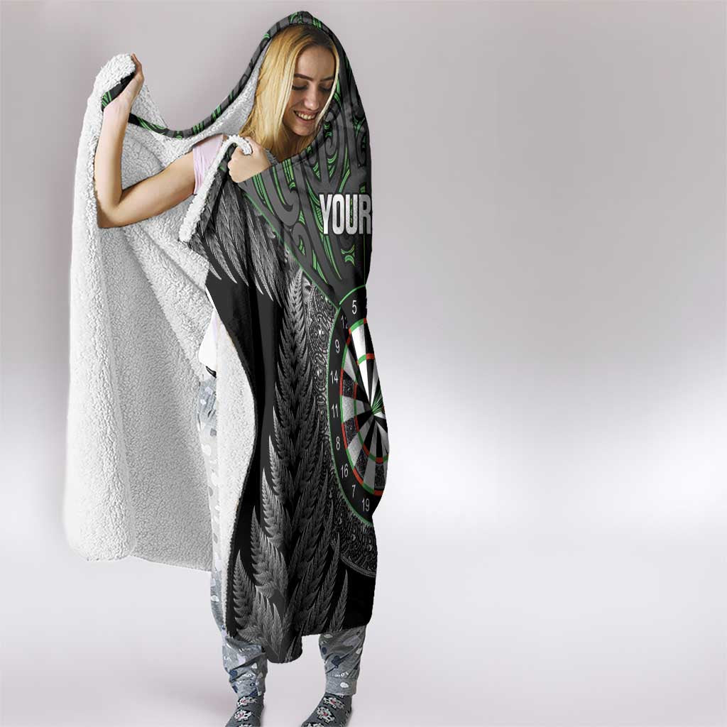 Personalised New Zealand Darts Hooded Blanket Dartboard Maori Fern Puhoro Art