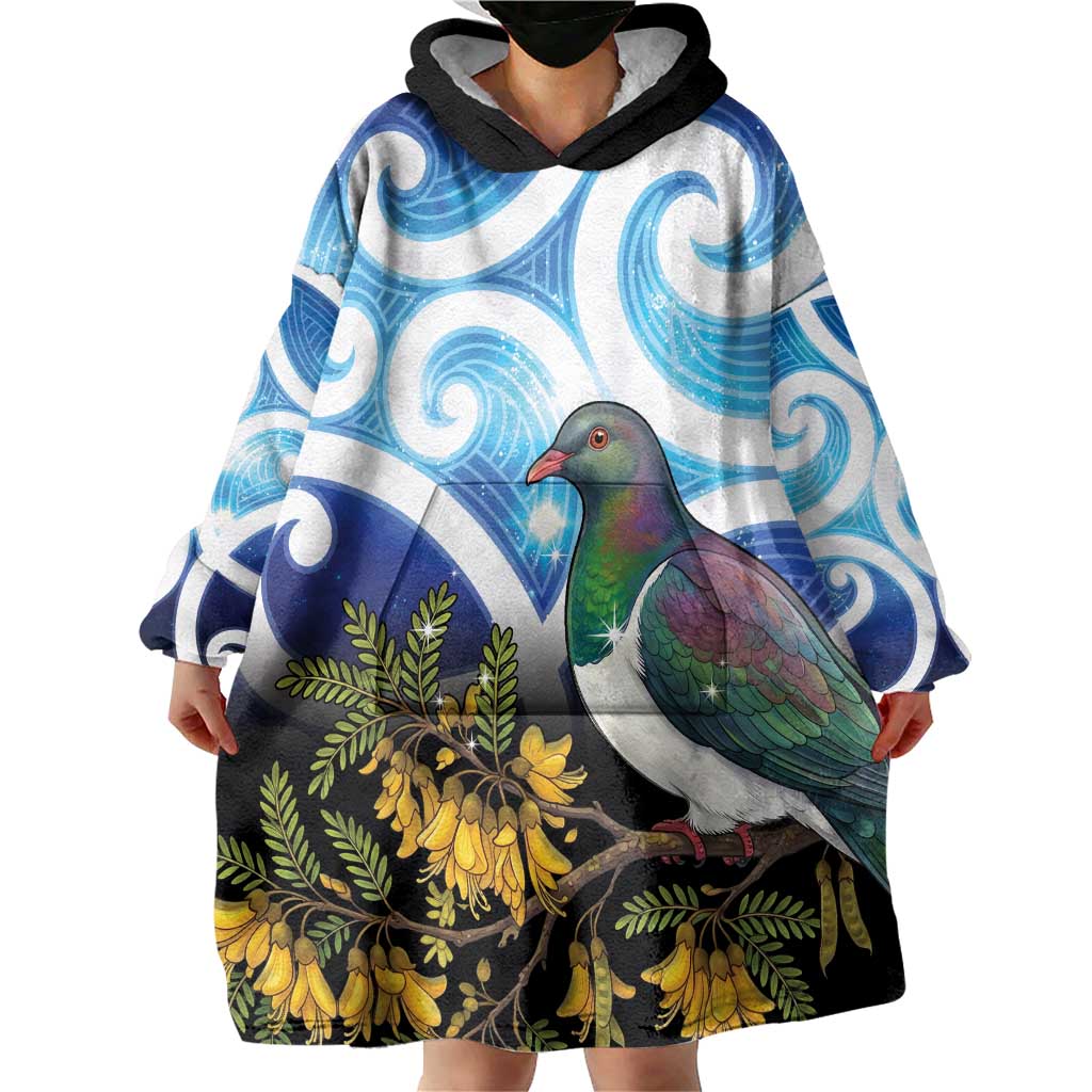 Kekeru New Zealand Matariki Wearable Blanket Hoodie Kukupa Kowhai Maori New Year Blue Version LT14 - Polynesian Pride