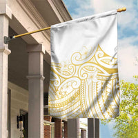 Polynesia White Sunday Garden Flag Plumeria Polynesian Tribal Gold Color LT14 House Flag White - Polynesian Pride