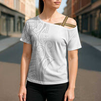 Polynesia White Sunday Cross Shoulder Shirt Plumeria Polynesian Tribal Grey Color - Polynesian Pride