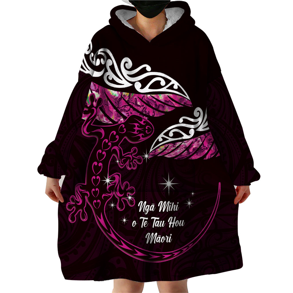 New Zealand Matariki Wearable Blanket Hoodie Maori New Year Silver Fern And Lizard - Pink LT14 - Polynesian Pride
