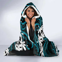 Personalised Cook Islands Penrhyn Atoll Hooded Blanket Tiare Maori Polynesian Waves Tattoo