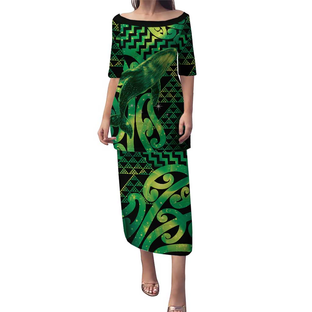 Humpback Whale Matariki New Zealand Family Matching Puletasi and Hawaiian Shirt NZ Maori Paikea Poutama Luxury Green LT14 Mom's Dress Green - Polynesian Pride