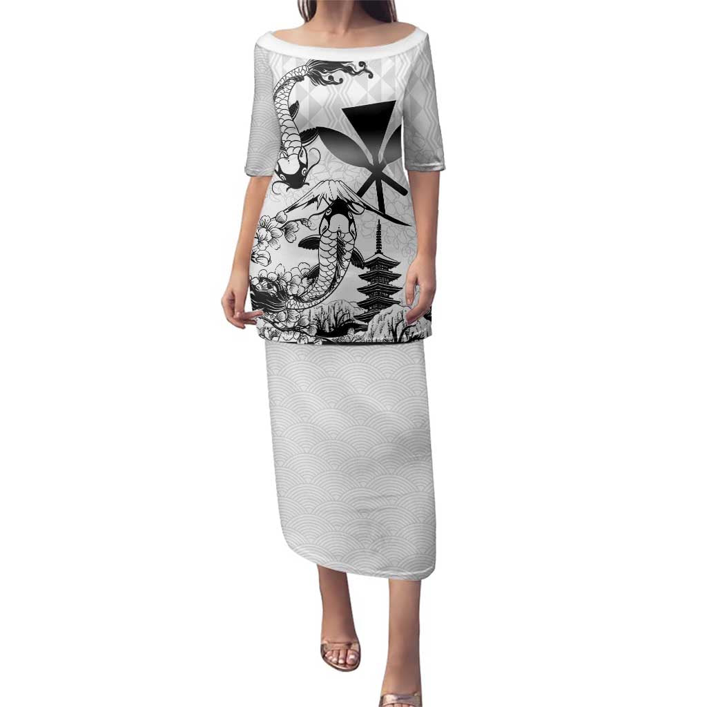 Japan And Hawaii Family Matching Puletasi and Hawaiian Shirt Sakura Koi Fish Hawaiian Lei Kanaka LT14 Mom's Dress White - Polynesian Pride