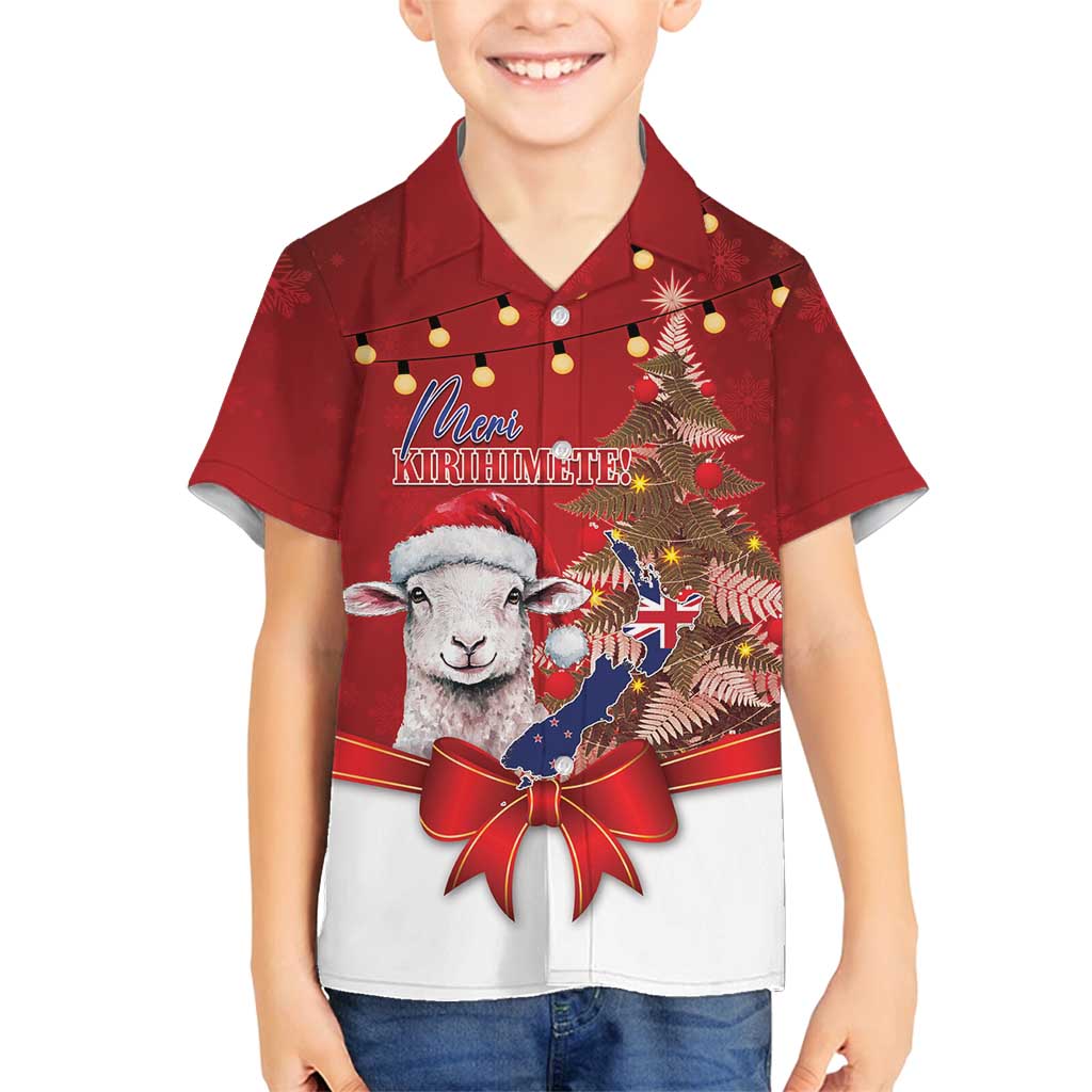 Personalized New Zealand Sheep Christmas Family Matching Puletasi and Hawaiian Shirt Hipi Meri Kirihimete Silver Fern Xmas Tree LT14 Son's Shirt Red - Polynesian Pride