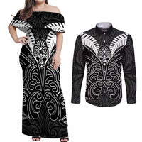 Kia Kaha Te Reo Maori Couples Matching Off Shoulder Maxi Dress and Long Sleeve Button Shirt Aotearoa Hei Tiki With Hongi LT14 Black - Polynesian Pride