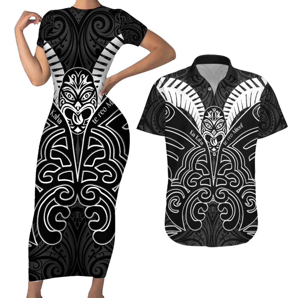Kia Kaha Te Reo Maori Couples Matching Short Sleeve Bodycon Dress and Hawaiian Shirt Aotearoa Hei Tiki With Hongi LT14 Black - Polynesian Pride