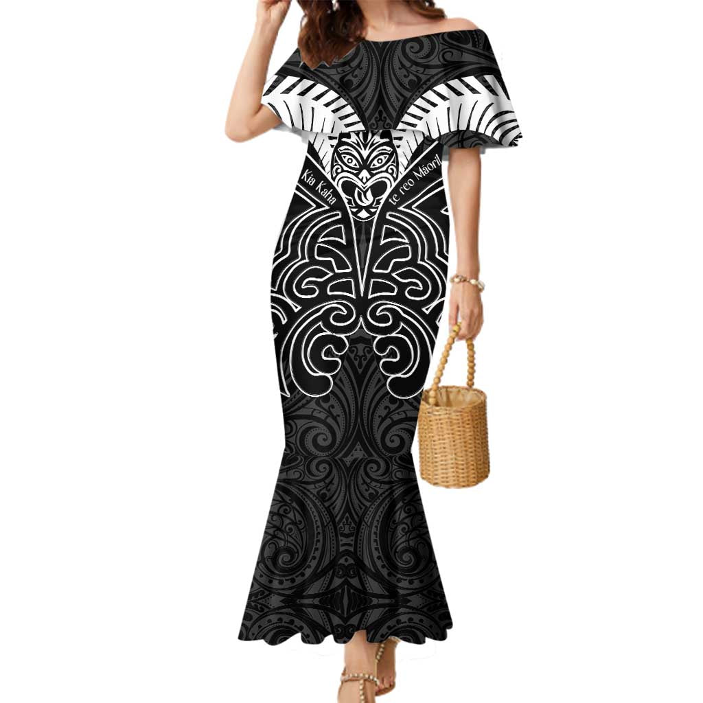 Kia Kaha Te Reo Maori Family Matching Mermaid Dress and Hawaiian Shirt Aotearoa Hei Tiki With Hongi LT14 Mom's Dress Black - Polynesian Pride