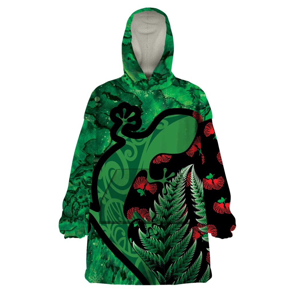 New Zealand Gecko Christmas Wearable Blanket Hoodie Meri Kirihimete Paua Shell Mix Pohutukawa LT14 One Size Green - Polynesian Pride