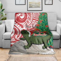 Personalised New Zealand Tuatara Christmas Blanket Meri Kirihimete Aotearoa Maori Mix Pohutukawa LT14 - Polynesian Pride