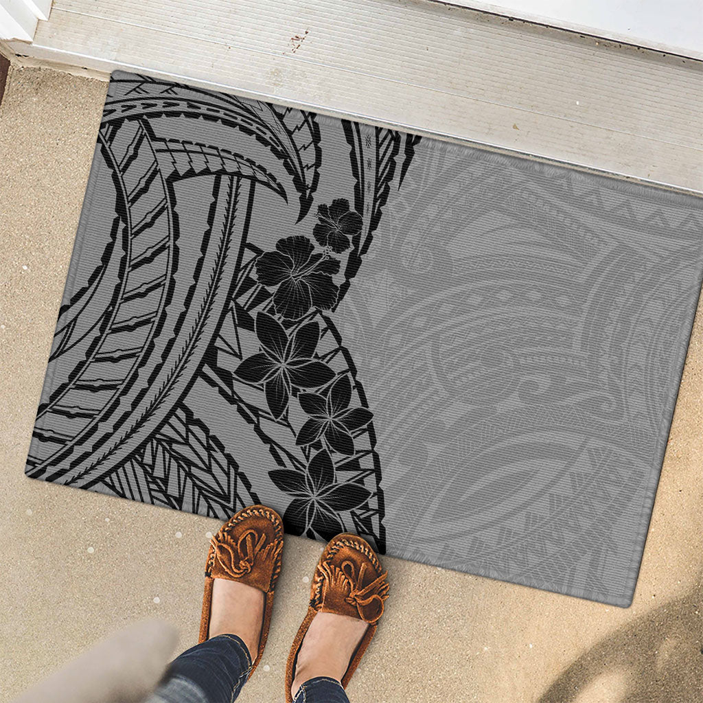 Black Gray Polynesia Tropical Flowers Rubber Doormat