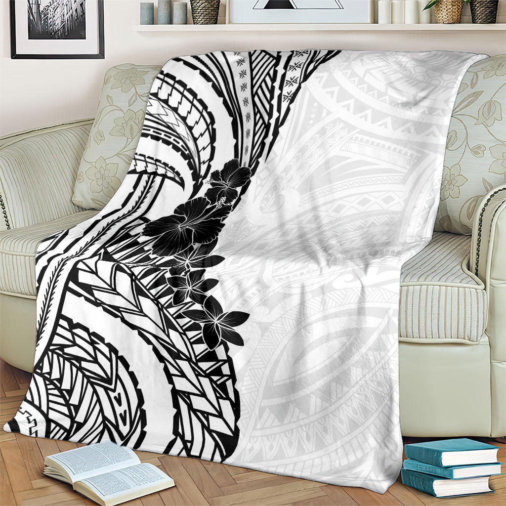 Black White Polynesia Tropical Flowers Blanket
