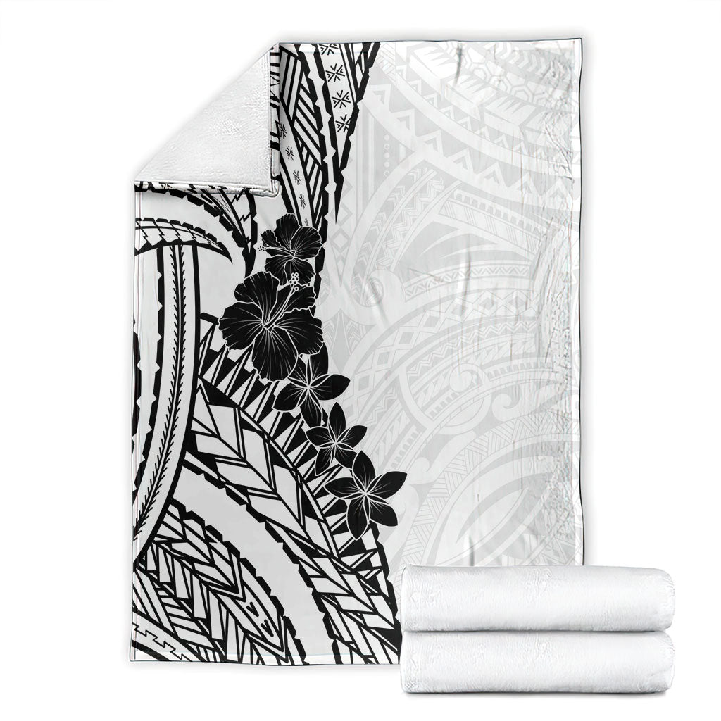 Black White Polynesia Tropical Flowers Blanket