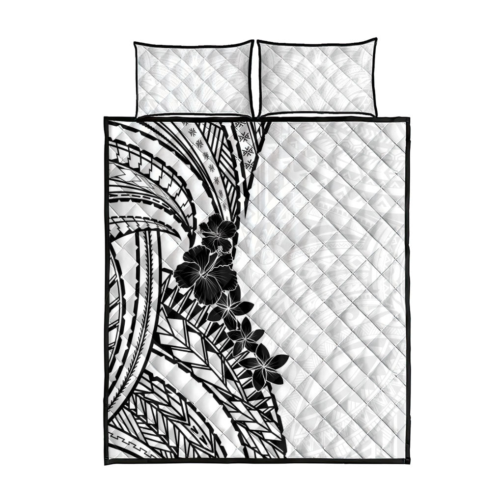 Black White Polynesia Tropical Flowers Quilt Bed Set