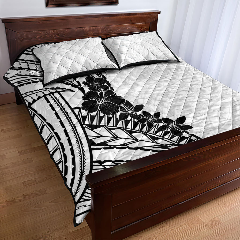 Black White Polynesia Tropical Flowers Quilt Bed Set