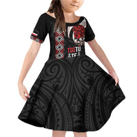 Aotearoa Toitu Te Tiriti Family Matching Off Shoulder Short Dress and Hawaiian Shirt Honour The Treaty Maori Haka LT14 Daughter's Dress Black - Polynesian Pride
