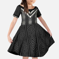 Black Taniko Aotearoa Family Matching Off The Shoulder Long Sleeve Dress and Hawaiian Shirt Niho Taniwha Mix Poutama LT14 Daughter's Dress Black - Polynesian Pride