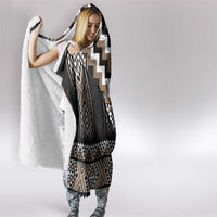 Brown Taniko Aotearoa Hooded Blanket Niho Taniwha Mix Poutama LT14