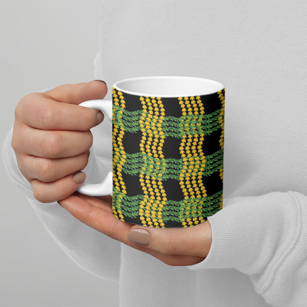 Aloha Hawaii Ilima Maile Lei Ceramic Mug Palaka Inspired Hawaiian-plaid Black LT14 - Polynesian Pride