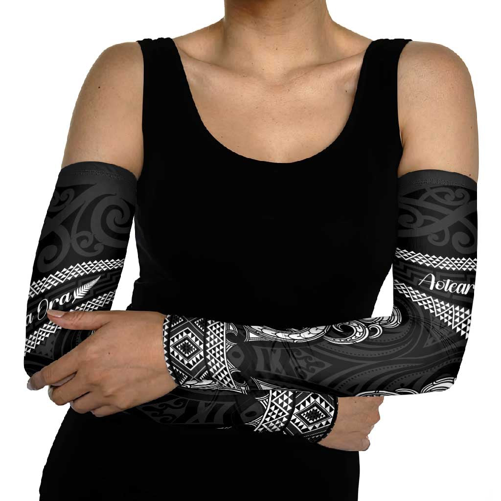 Kia Ora New Zealand Arm Sleeves Maori Language Week Pango Taniko Motif LT14 - Polynesian Pride