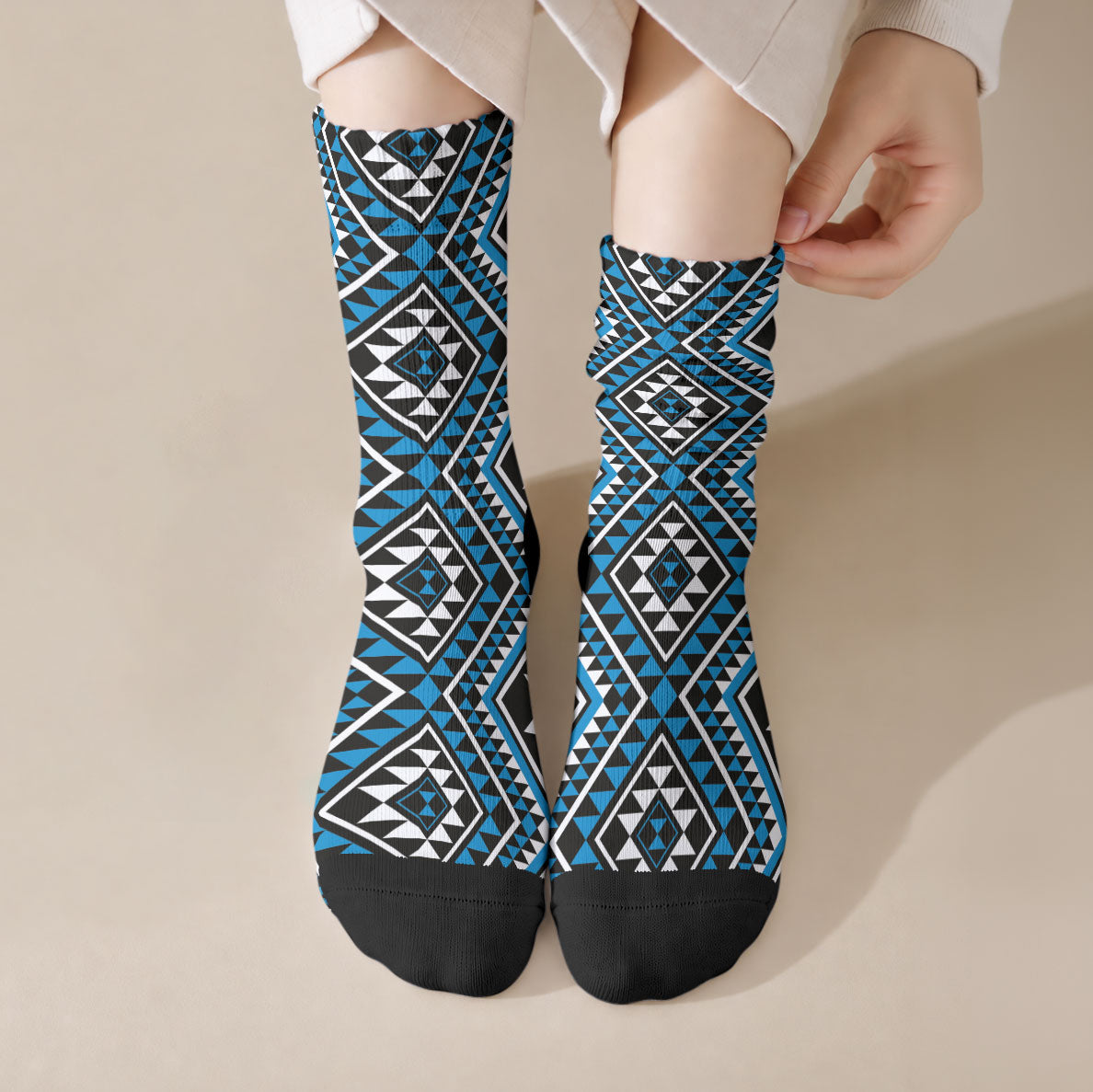 New Zealand Kikorangi Taniko Motifs Crew Socks Maori Poi Dance Costume Inspired LT14 Crew Socks Blue - Polynesian Pride