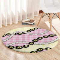 Pink Palaka Hawaii Round Carpet Kukui Nut Pikake Lei Hawaiian Tapa Pattern - Polynesian Pride