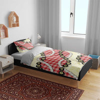 Red Palaka Hawaii Bedding Set Kukui Nut Pikake Lei Hawaiian Tapa Pattern - Polynesian Pride