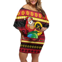 Vanuatu Christmas Family Matching Off Shoulder Short Dress and Hawaiian Shirt Joyeux Noel Surfing Santa With Boar Tusk LT14 Mom's Dress Red - Polynesian Pride
