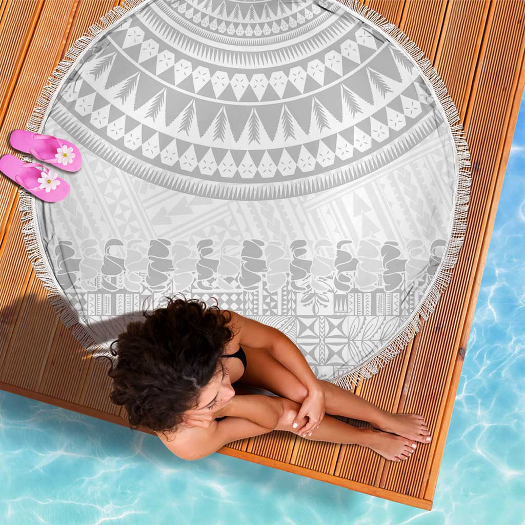 Niue White Sunday Beach Blanket Tapu Fanau Ia Puakenikeni Hiapo Pattern - Polynesian Pride